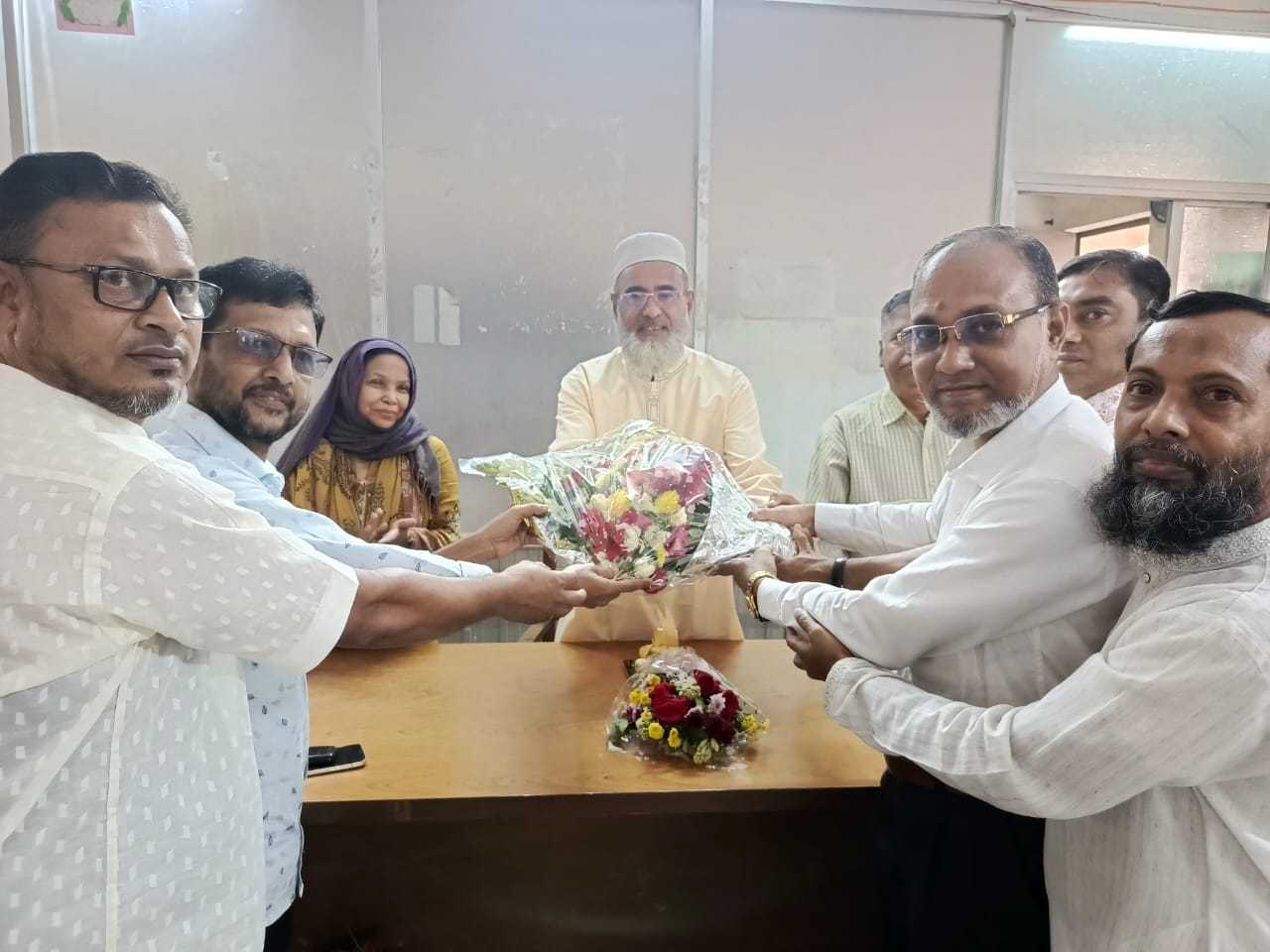 সিনিয়র শিক্ষক মোখতার আহম্মদ কে ভারপ্রাপ্ত প্রধান শিক্ষক নিয়োগ দেওয়ায় শুভেচ্ছা ও অভিনন্দন